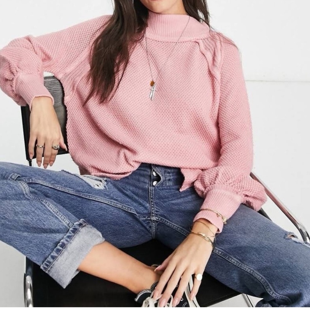 We The Free She’s A Keeper Sweater Size Medium Pink Oversize Cotton